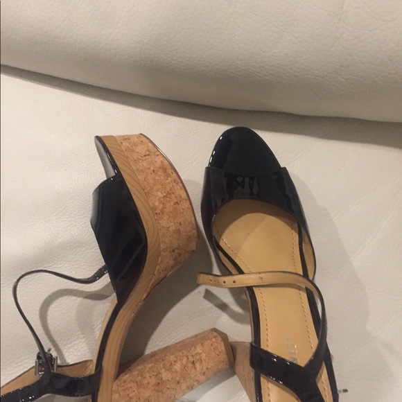 Peep Toe platform shoes - Picture 2 of 2